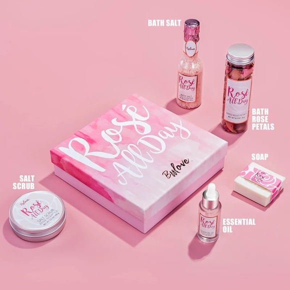 Pink Rose All Day Luxury Bubble Bath Roses Gift Set - Picture 4 of 7